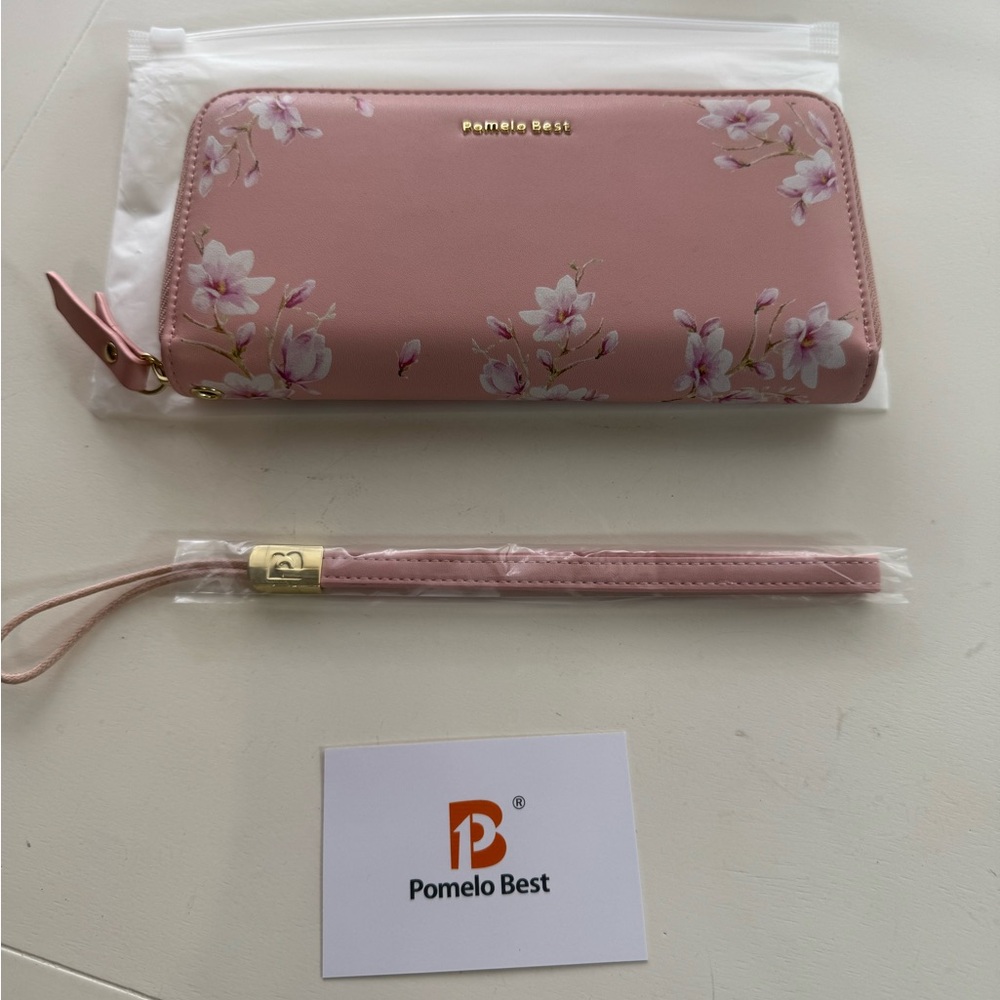Pomelo Best Women's Pink Floral Wallet